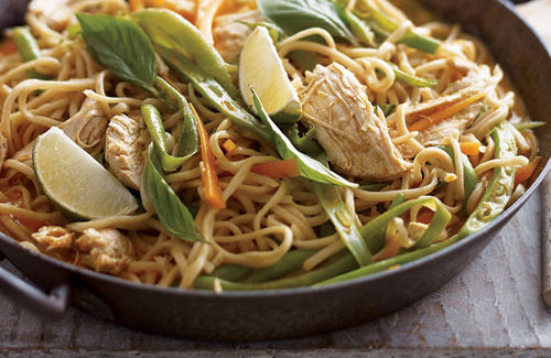 Thai chicken coconut noodles