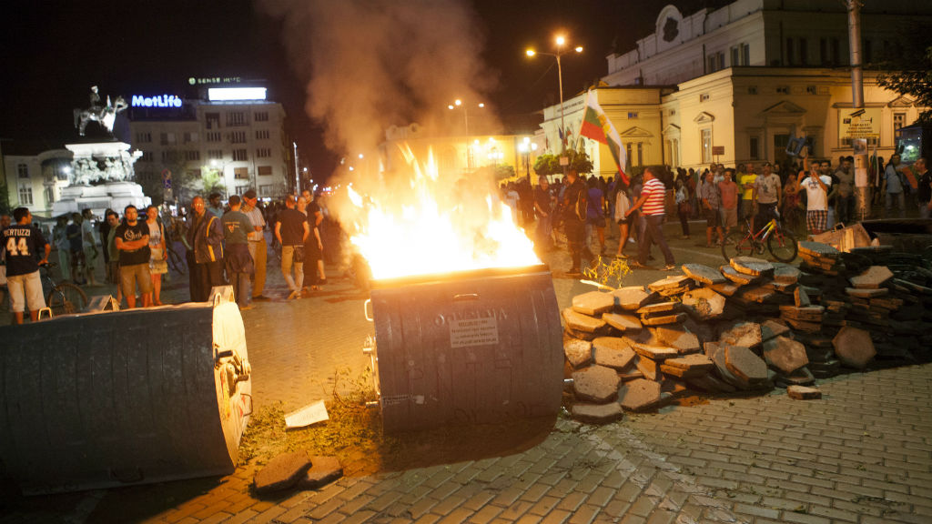 Politicians needed a police escort after a late-night sitting in Sofia, when 40 days of anti-corruption protests culminated in a siege of Bulgaria's parliament building.