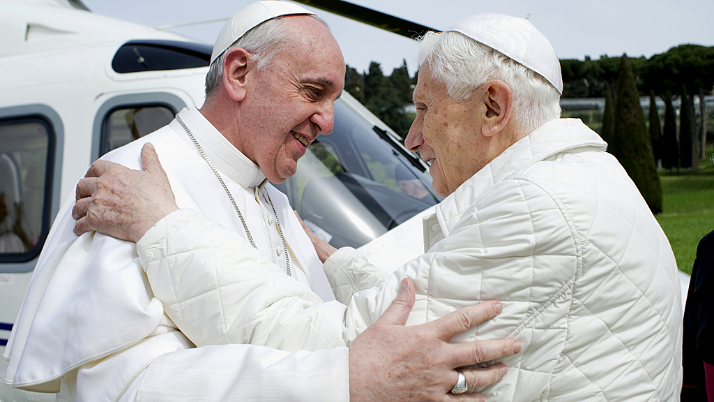 Popes meet for lunch in Italy (Image: Reuters)