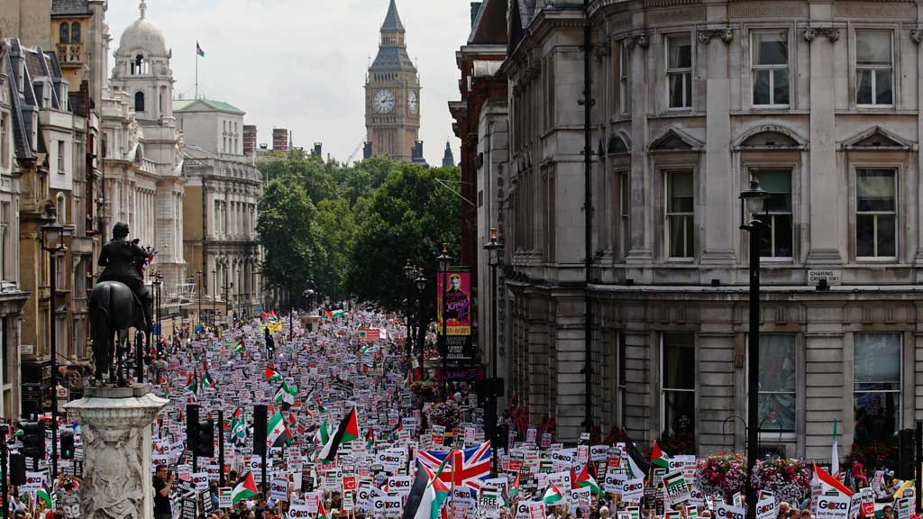 Gaza protests Thousands attend proPalestinian London demo Channel 4