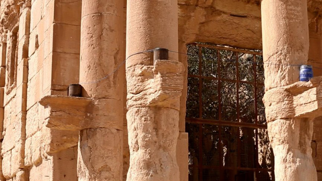 Explosives outside Palmyra temple