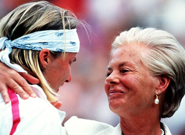 Jana Novotna at Wimbledon in 1993 (Getty)