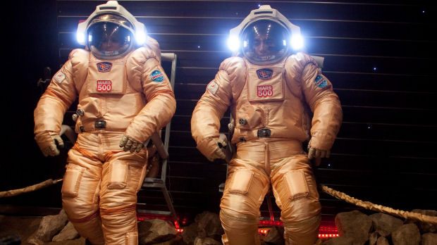 Astronauts in Russia 'land' on Mars in a simulated 500-day space flight (ESA)