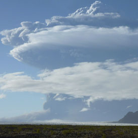 Grimsvotn volcano eruption sends an ash plume 12 miles into the sky. (Reuters)