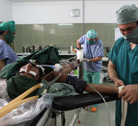 Doctors working Afghanistan's hospitals (Emergency)