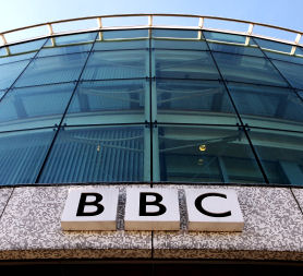 BBC to freeze licence fee