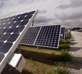 Solar panels (Getty)